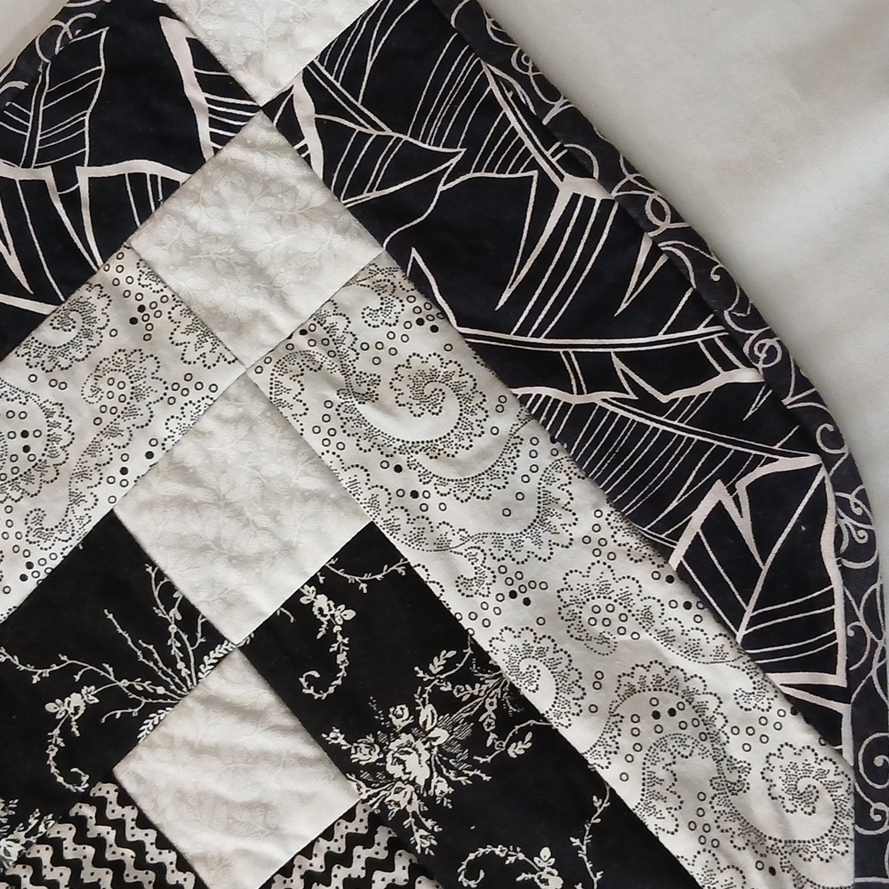 Handmade Table Runner - Picture 8 of 11
